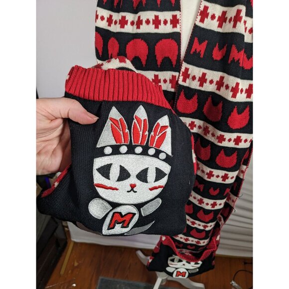 Azona A02 Black And Red Reversible Cat Scarf With Pockets - Picture 9 of 15